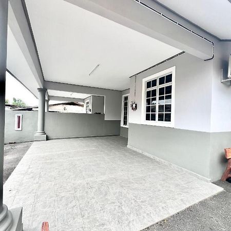 Teratai Homestay 3 Batu Buruk Kuala Terengganu Dış mekan fotoğraf