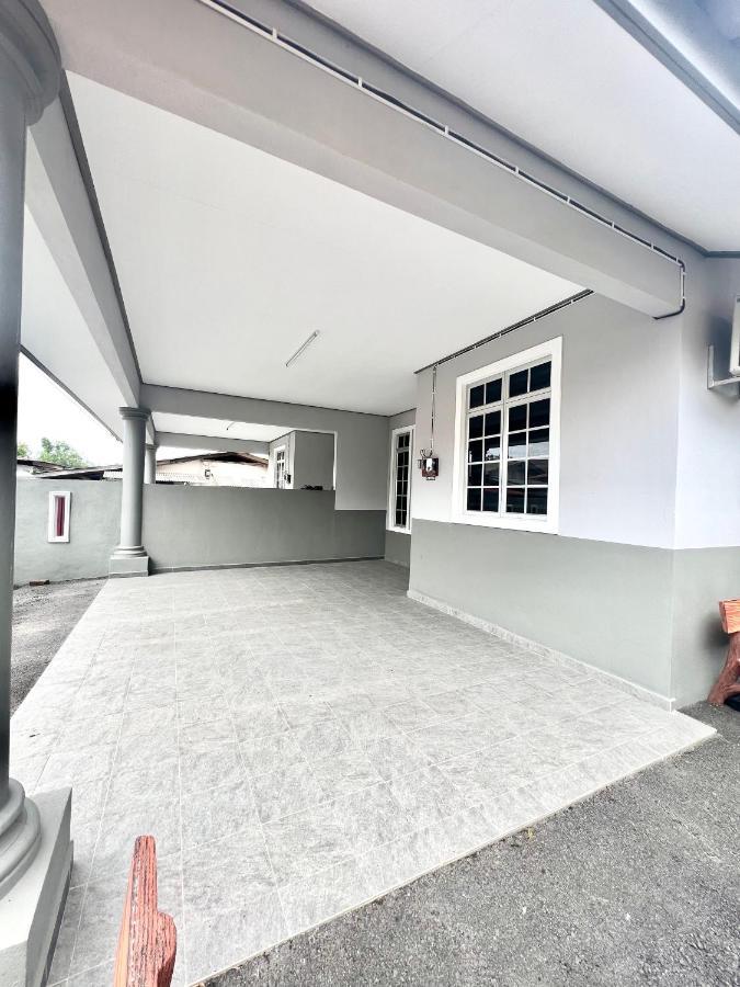 Teratai Homestay 3 Batu Buruk Kuala Terengganu Dış mekan fotoğraf