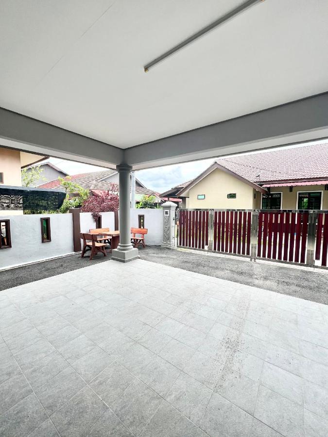 Teratai Homestay 3 Batu Buruk Kuala Terengganu Dış mekan fotoğraf