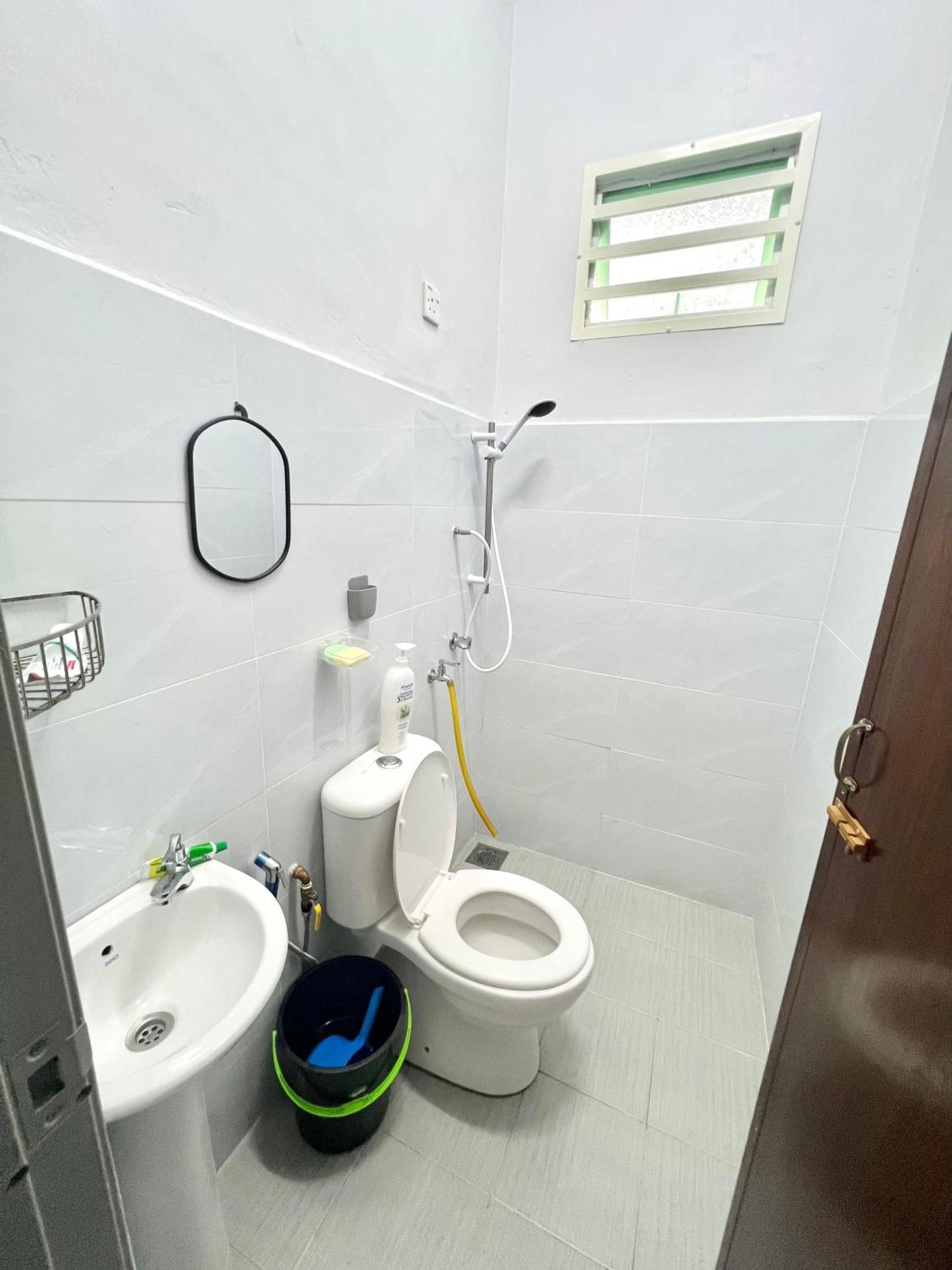 Teratai Homestay 3 Batu Buruk Kuala Terengganu Dış mekan fotoğraf