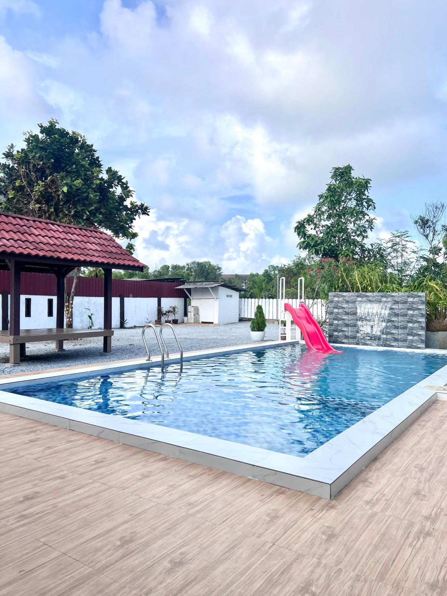 Teratai Homestay 3 Batu Buruk Kuala Terengganu Dış mekan fotoğraf